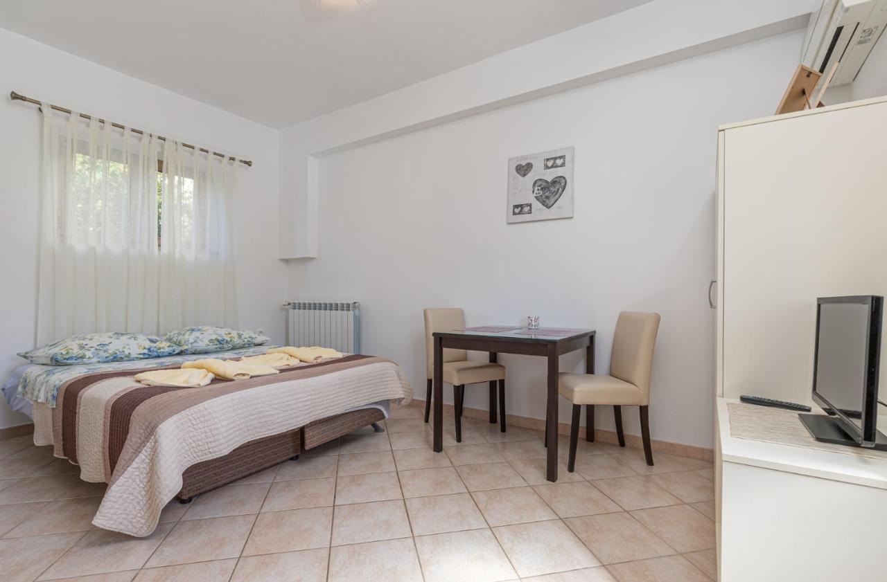 Mima Apartment *