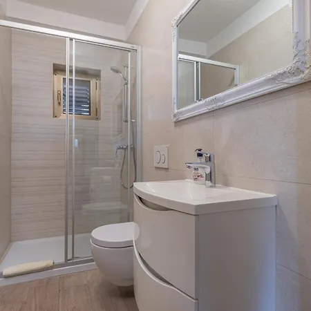 Mima Apartment Porec Exterior photo